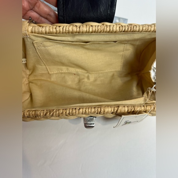 Straw studios weaved Ratan Shoulder Bag  purse chain strap Pink , Tan , Navy NWT - Picture 5 of 10